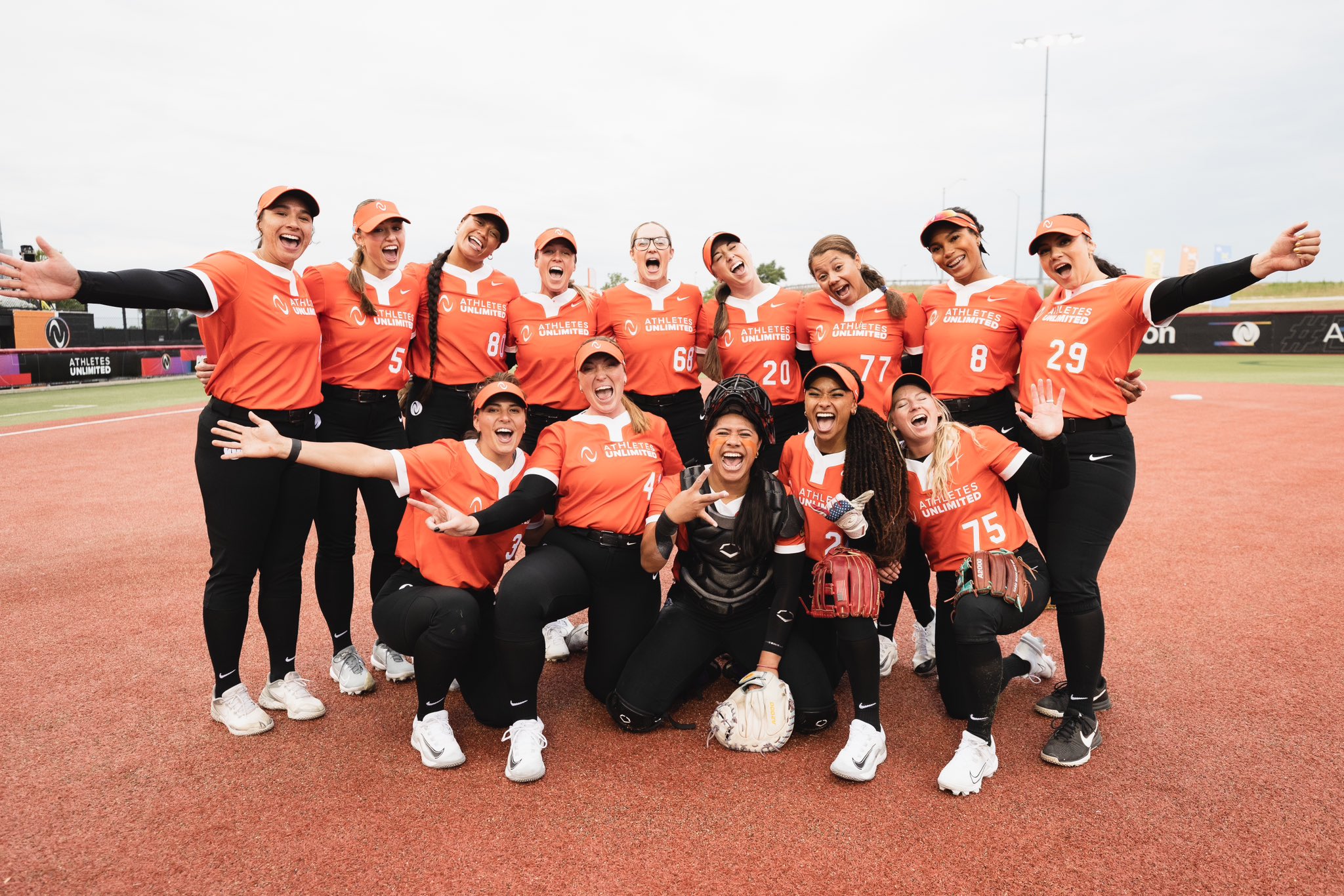 Offense Highlights Amazing Start of AUX Softball